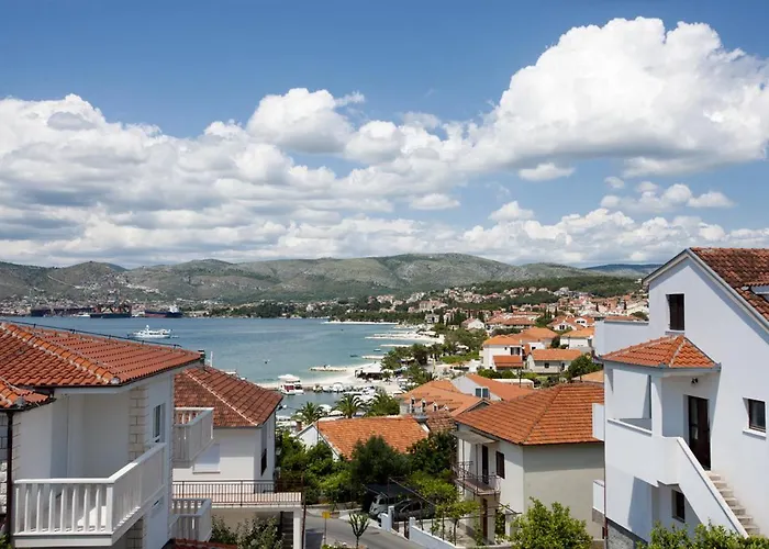 Kruna Grada * 特罗吉尔